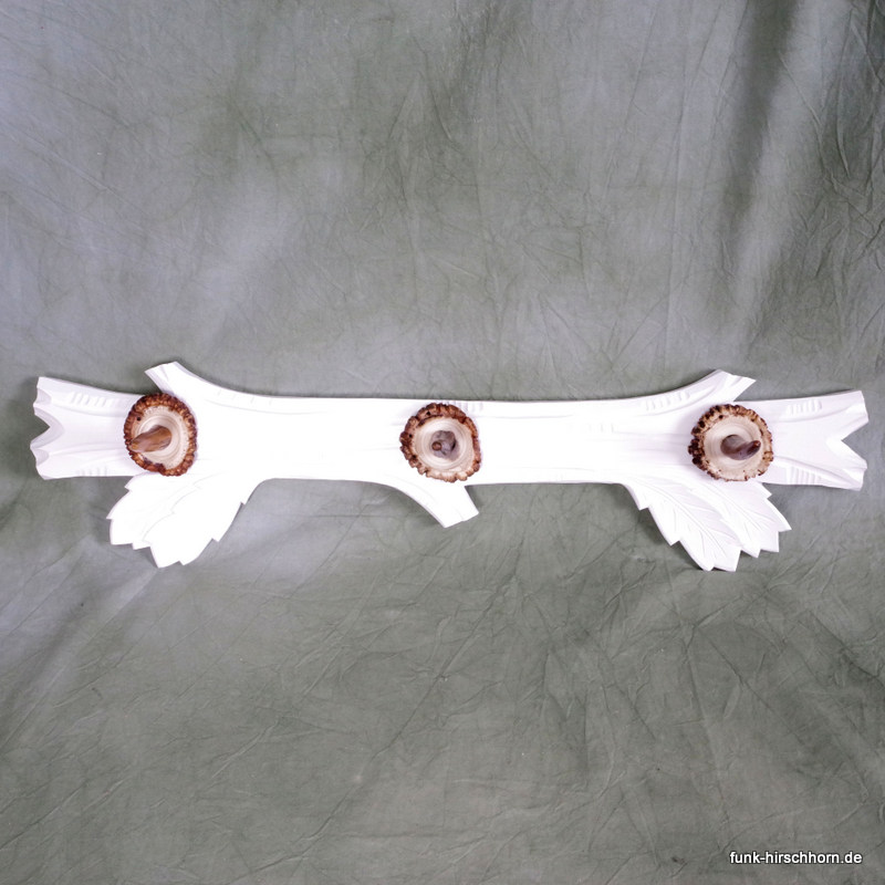 handgeschnitzte Garderobenleiste