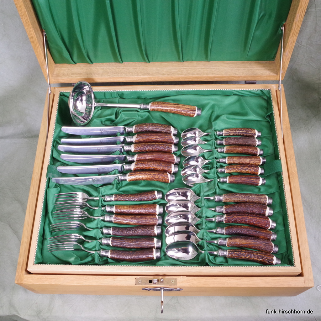 Exklusive Bestecktruhe, Hirschhornbesteck, 70-tlg