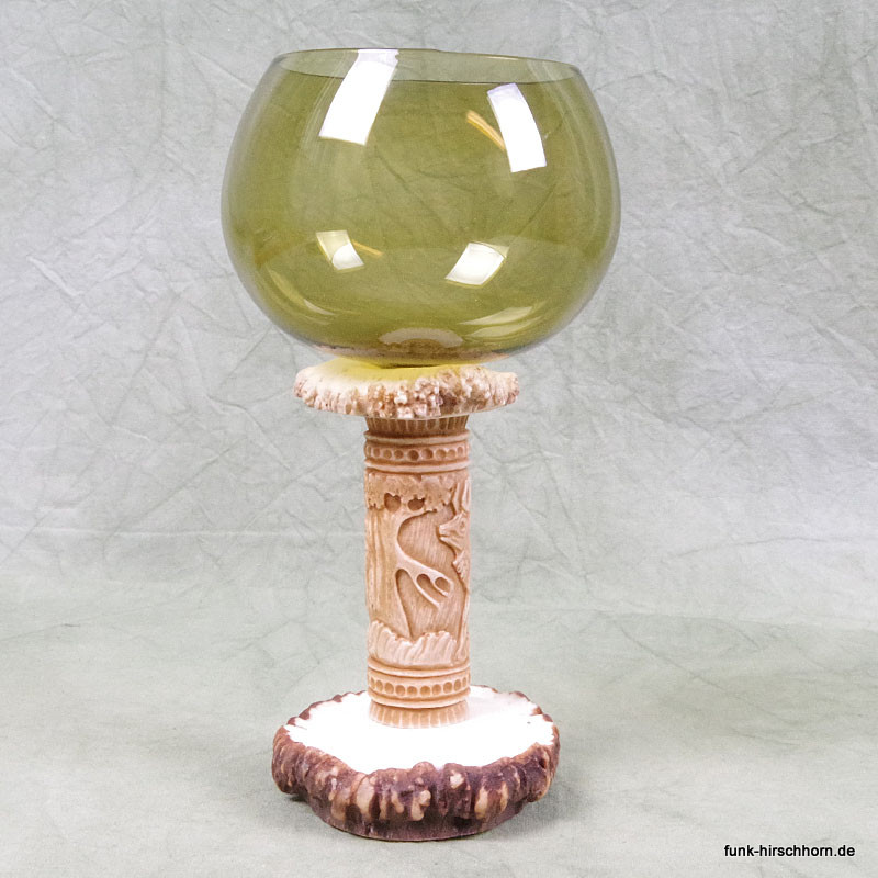 Weinglas mit handgeschnitztem Hirschhornstiel